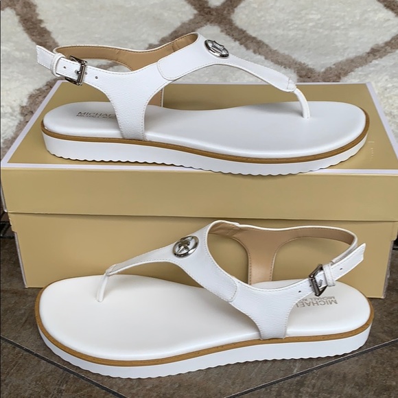 MICHAEL KORS JUDY THONG SAFFIANO PVC OPTIC WHITE - Picture 2 of 16